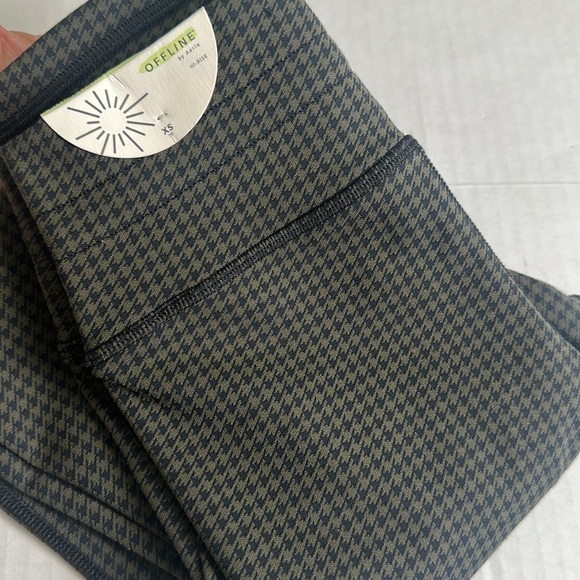 Offline by Aerie Hi Rise Skinny Leggings Houndstooth Womens Size XSmall NWT - Picture 1 of 11